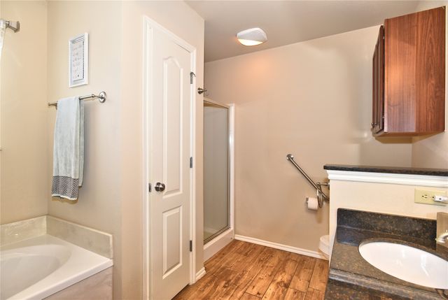 303 E 126th Street S, Jenks, OK 74037