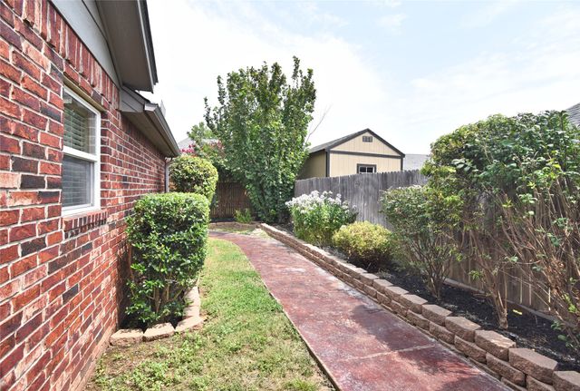 303 E 126th Street S, Jenks, OK 74037