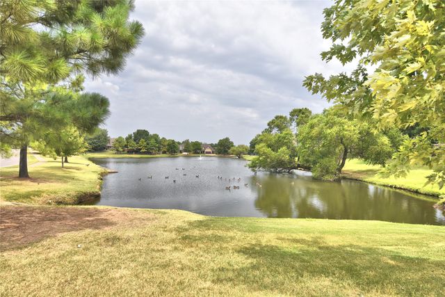 303 E 126th Street S, Jenks, OK 74037