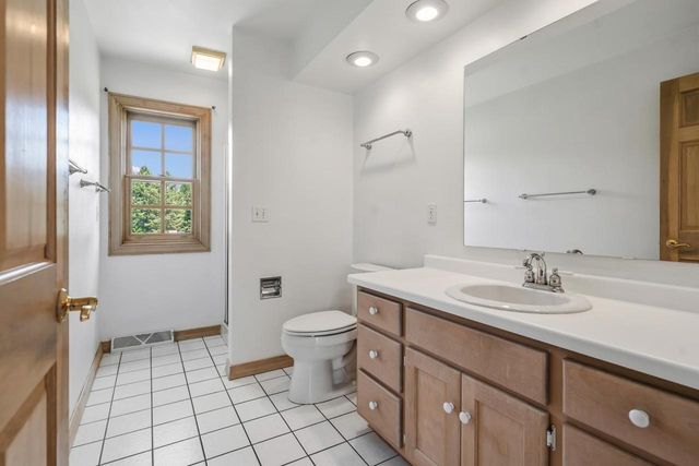 4720 WEDGESTONE COURT, Oneida, WI 54155