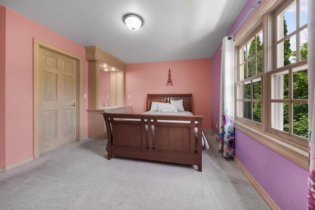 4720 WEDGESTONE COURT, Oneida, WI 54155