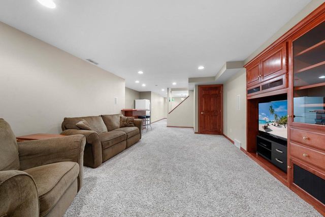4720 WEDGESTONE COURT, Oneida, WI 54155