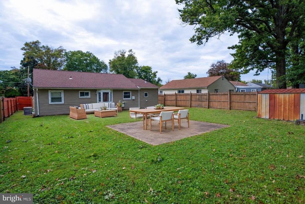 4 DORSET DR, TRENTON, NJ 08618 — photo 2