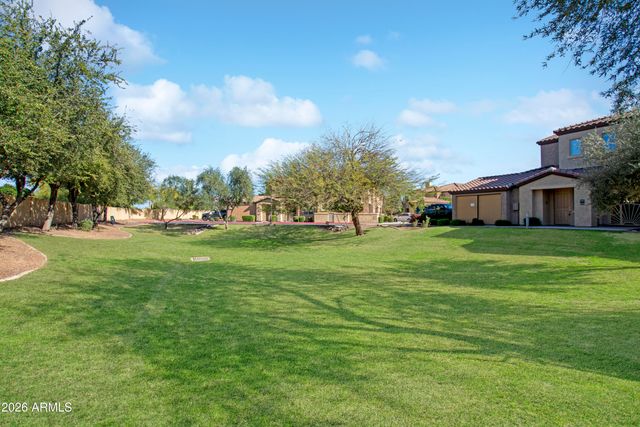 250 W QUEEN CREEK Road 204, Chandler, AZ 85248