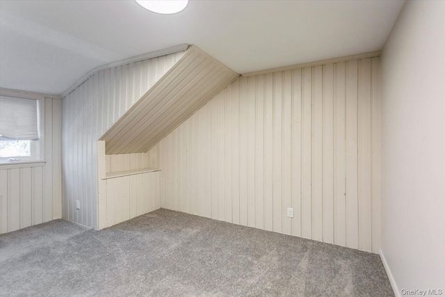 1 S Sutton Place, Lawrence, NY 11559