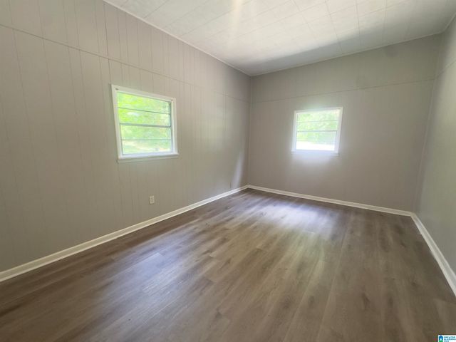 1021 AMY DRIVE NE, Birmingham, AL 35215