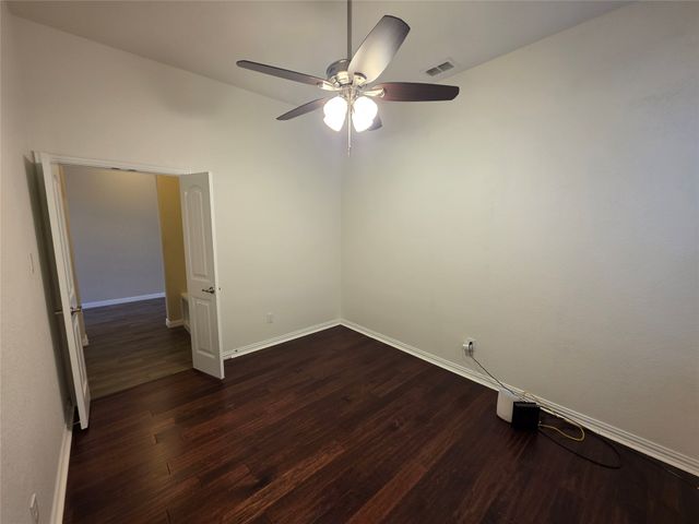 2021 Milano Lane, Lewisville, TX 75077