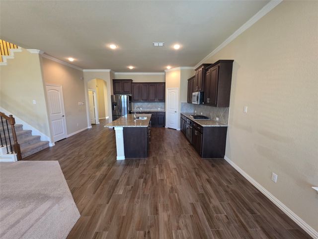 2021 Milano Lane, Lewisville, TX 75077