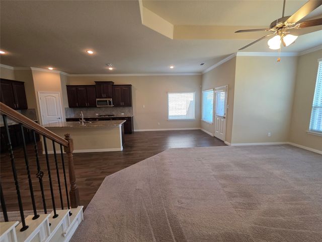 2021 Milano Lane, Lewisville, TX 75077