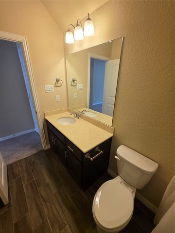 2021 Milano Lane, Lewisville, TX 75077