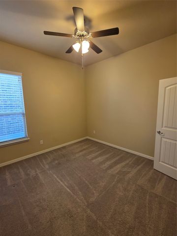 2021 Milano Lane, Lewisville, TX 75077