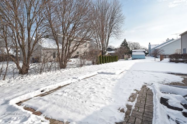 691 CANYON Lane, Elgin, IL 60123