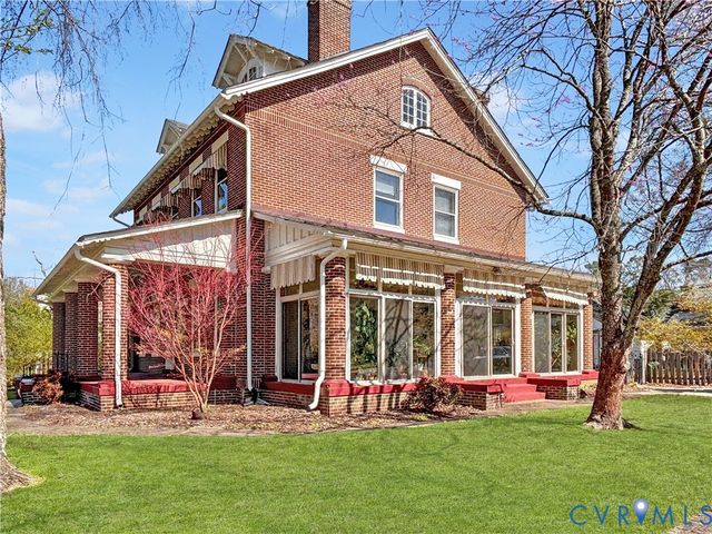 1595 Berkeley Ave, Petersburg, VA 23805