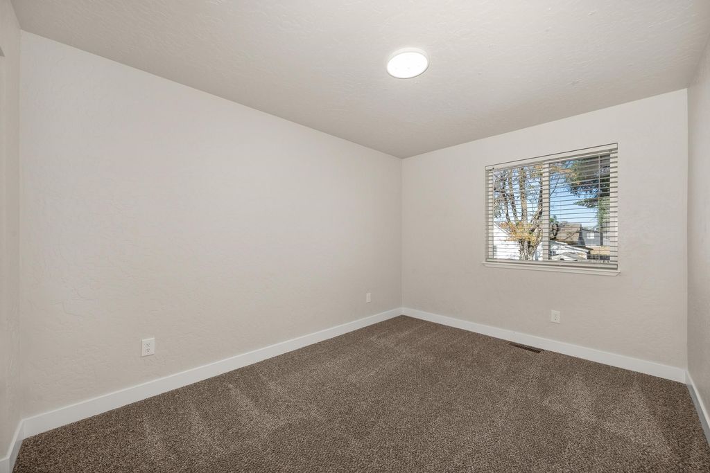 11904,11905,119 E Spruce Ln, Spokane Valley, WA 99206 photo 27