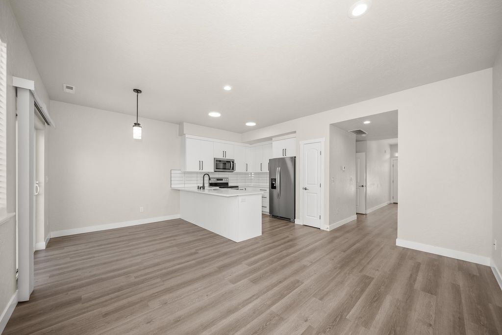 11904,11905,119 E Spruce Ln, Spokane Valley, WA 99206 photo 6