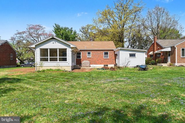 302 E COOVER ST, Mechanicsburg, PA 17055