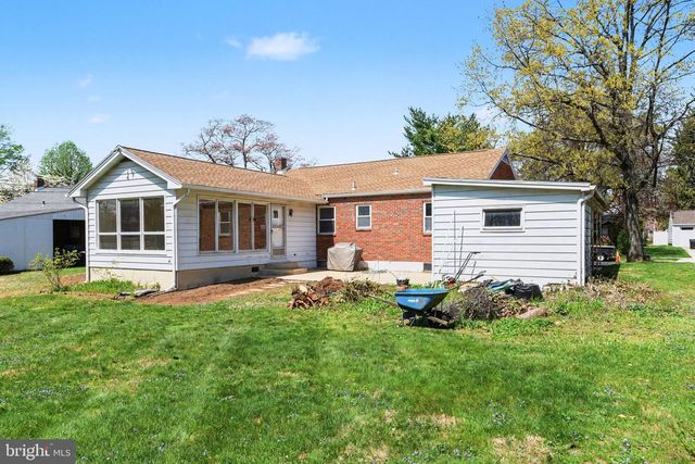 302 E COOVER ST, Mechanicsburg, PA 17055