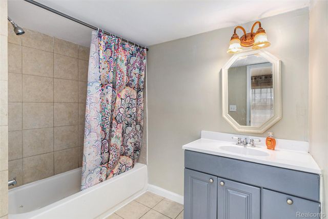 9433 E Lovejoy Road, Conway Township, MI 48872