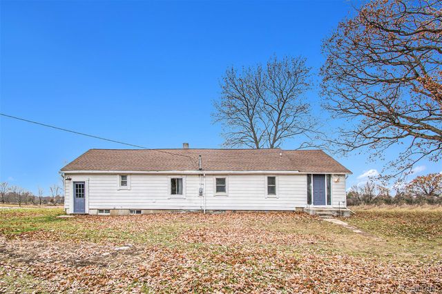 9433 E Lovejoy Road, Conway Township, MI 48872