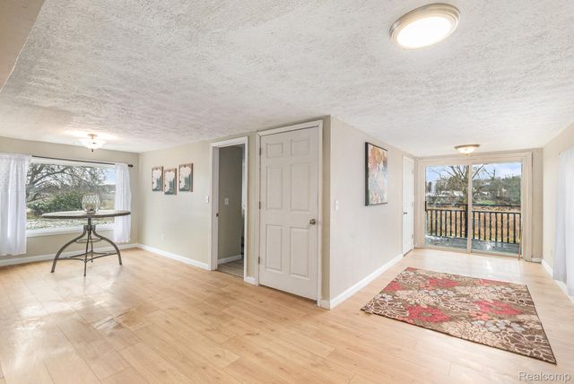 9433 E Lovejoy Road, Conway Township, MI 48872