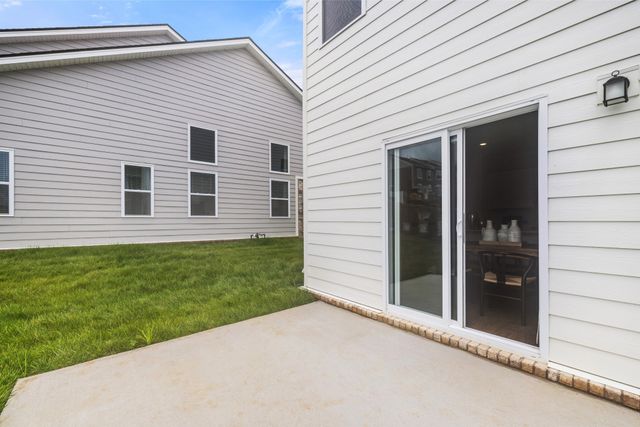 561 Emerson Lane, Westmoreland, TN 37186