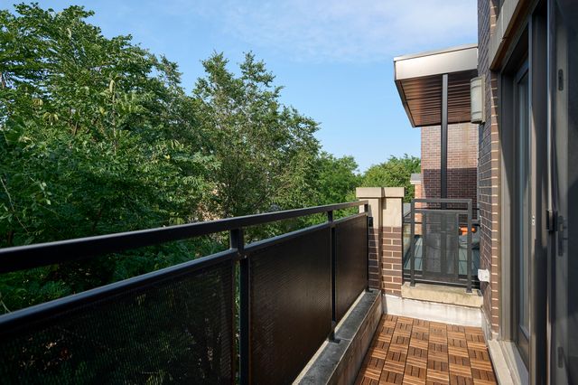 1505 W Walton Street 3, Chicago, IL 60642
