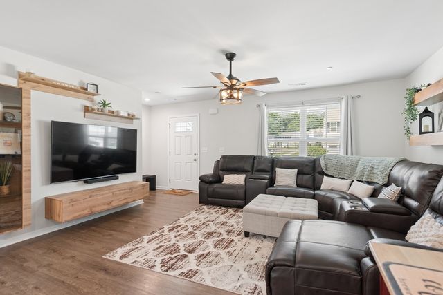 1222 Bethel Ridge Dr, Goodlettsville, TN 37072