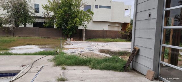 2810 N 29TH Place, Phoenix, AZ 85008