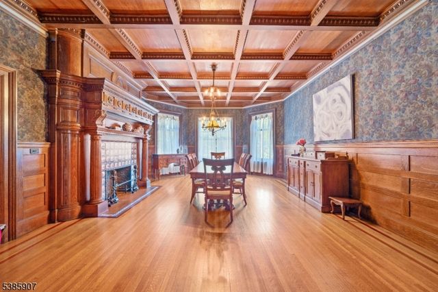 30 N Mountain Ave, Montclair Twp., NJ 07042