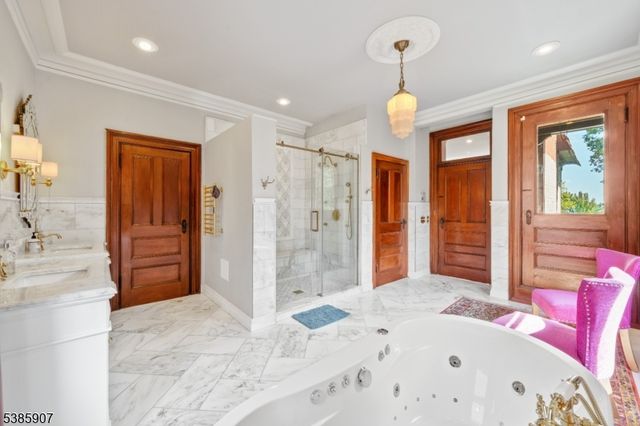 30 N Mountain Ave, Montclair Twp., NJ 07042