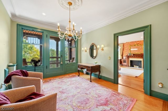 30 N Mountain Ave, Montclair Twp., NJ 07042