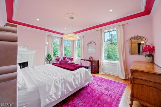 30 N Mountain Ave, Montclair Twp., NJ 07042