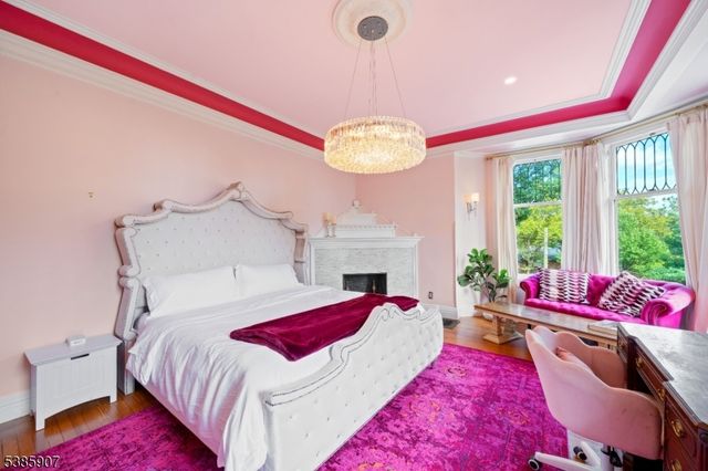 30 N Mountain Ave, Montclair Twp., NJ 07042