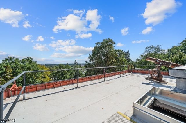 30 N Mountain Ave, Montclair Twp., NJ 07042