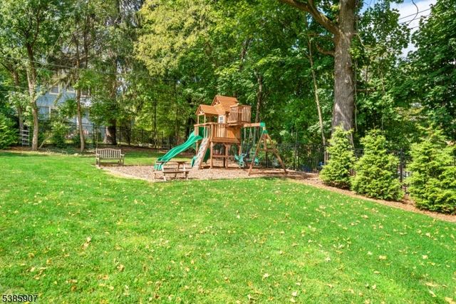 30 N Mountain Ave, Montclair Twp., NJ 07042