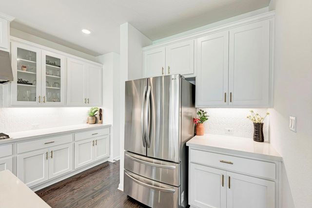 5028 Olimpico WAY, Leander, TX 78641