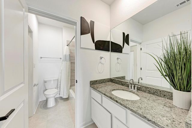 5028 Olimpico WAY, Leander, TX 78641