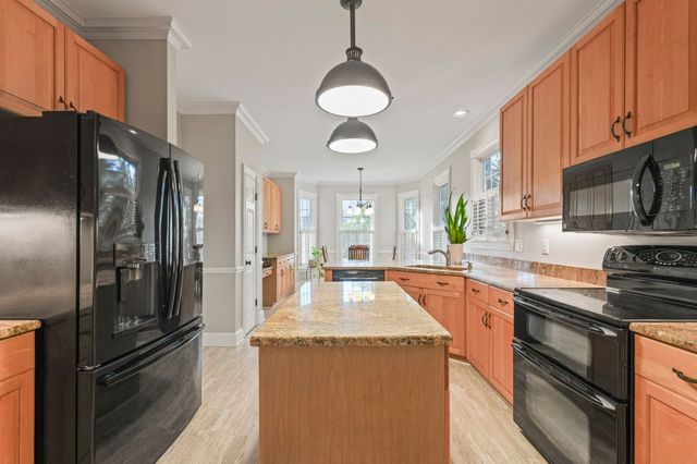 5008 N Kings Hwy., Myrtle Beach, SC 29577