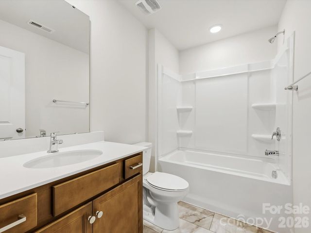 6605 Fire Lily Lane, Charlotte, NC 28216