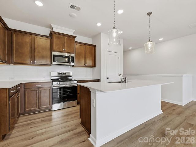 6605 Fire Lily Lane, Charlotte, NC 28216