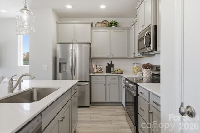6605 Fire Lily Lane, Charlotte, NC 28216