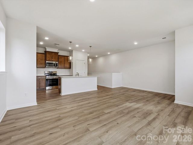 6605 Fire Lily Lane, Charlotte, NC 28216