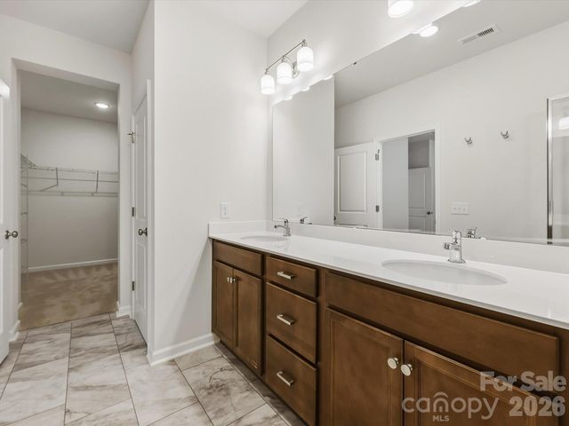 6605 Fire Lily Lane, Charlotte, NC 28216