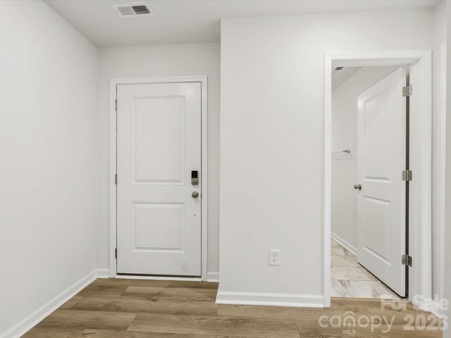 6605 Fire Lily Lane, Charlotte, NC 28216