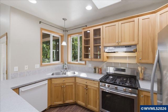 740 Gray Pine St, Lyons, OR 97358