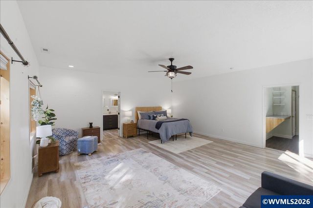 740 Gray Pine St, Lyons, OR 97358