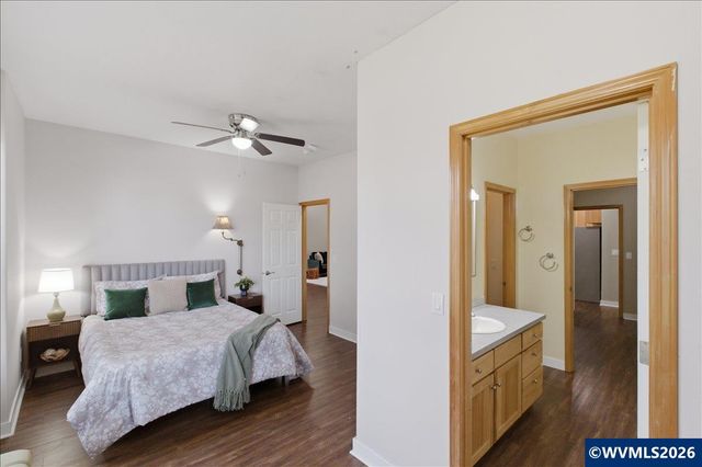 740 Gray Pine St, Lyons, OR 97358