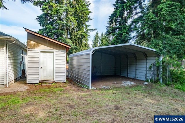 740 Gray Pine St, Lyons, OR 97358