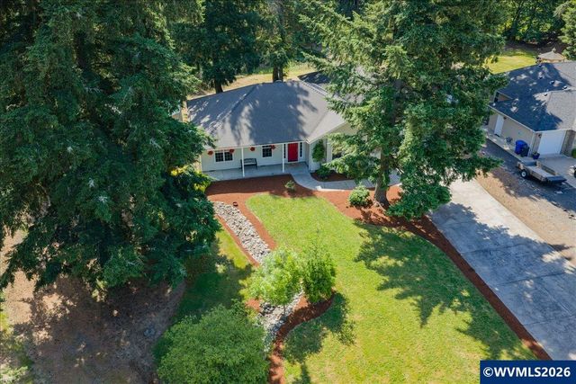 740 Gray Pine St, Lyons, OR 97358