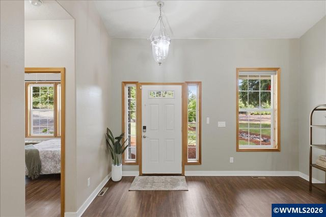 740 Gray Pine St, Lyons, OR 97358